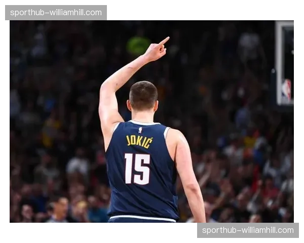 快船掘金半场比分接近 伦纳德约基奇核心对决